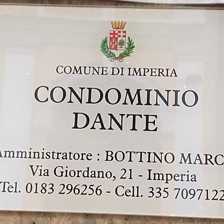 Casa Dante: Oneglia Centro-Marina-Spiagge Apartment Imperia Ngoại thất bức ảnh